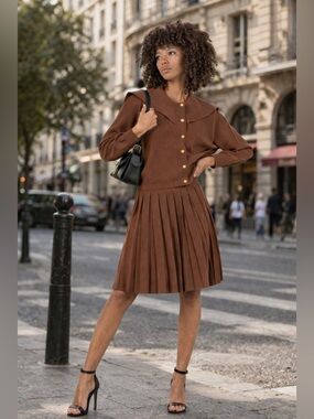 NEW Aleeza Paris Viola Top & Charlotte Box Pleat Skirt Set – Size XS (Fits XS–S)